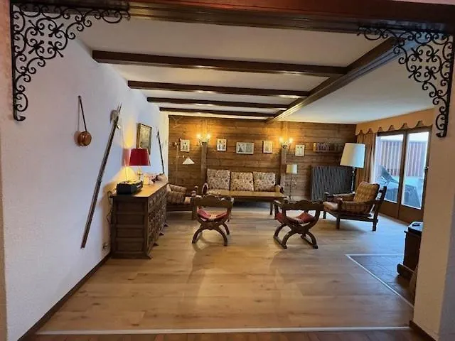 Apartamento Rouet 12 *